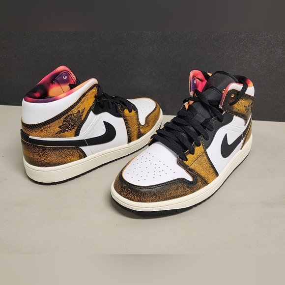 Nike Air Jordan Mid 1 SE Orange Wear Away Black Men AJ1 Casual Shoes DQ8417-071 - Picture 4 of 9